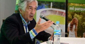 Rodríguez Saá dijo que no permitirá el glifosato cerca de poblados