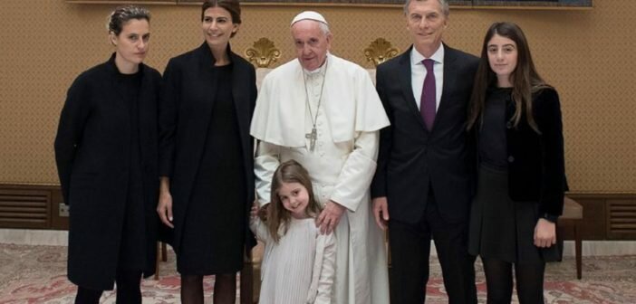 Francisco y Macri, juntos a horas de la Canonización de Brochero